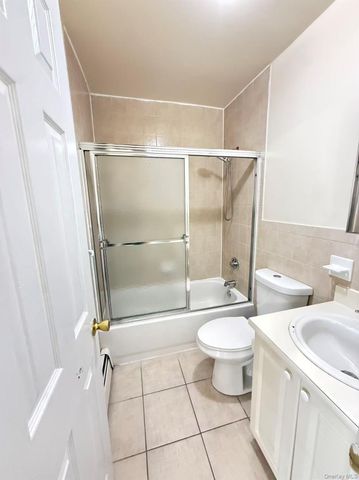 10105 81st Street 2nd fl, Ozone Park, NY 11416