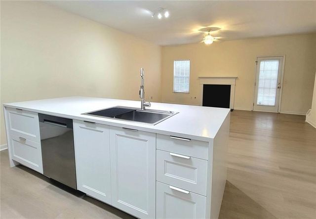 1516 Parc Main Street, Lawrenceville, GA 30046