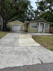 3812 E LAKESHORE DRIVE, Tampa, FL 33604