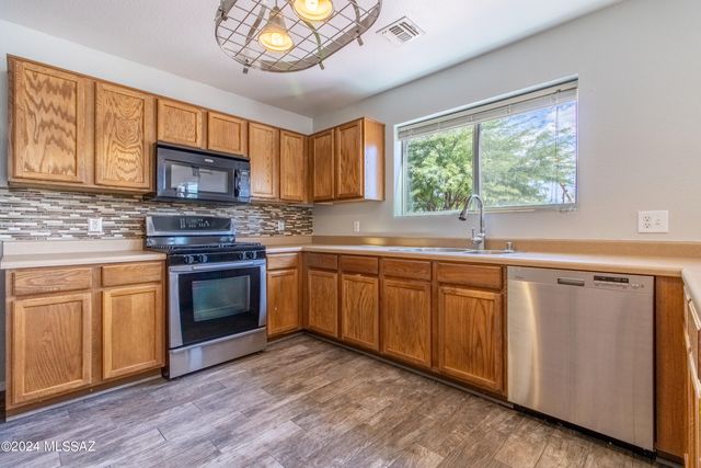 1053 W Calle Vista De Suenos, Sahuarita, AZ 85629