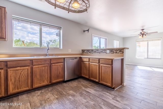 1053 W Calle Vista De Suenos, Sahuarita, AZ 85629