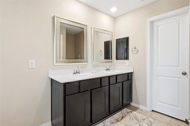 1815 Ryon Falls Drive, Richmond, TX 77469