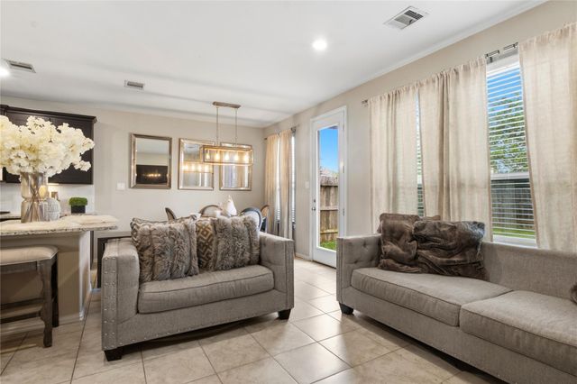 1815 Ryon Falls Drive, Richmond, TX 77469