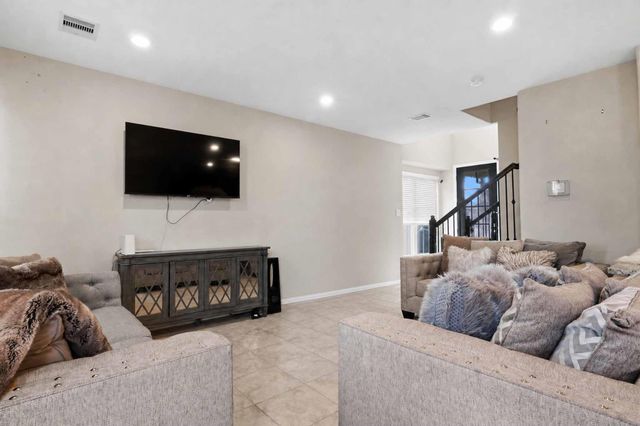1815 Ryon Falls Drive, Richmond, TX 77469