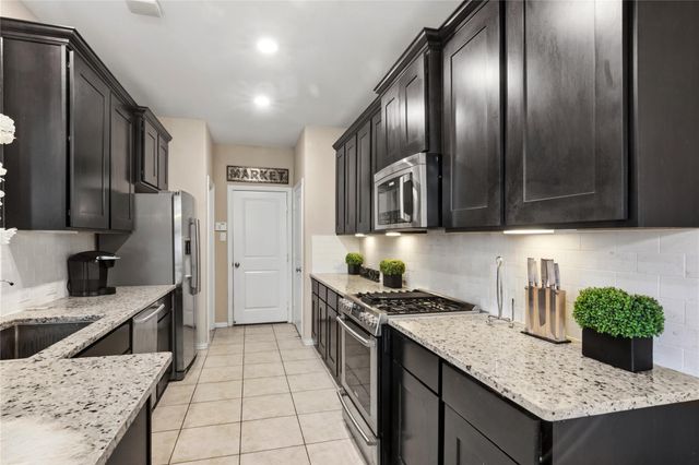 1815 Ryon Falls Drive, Richmond, TX 77469