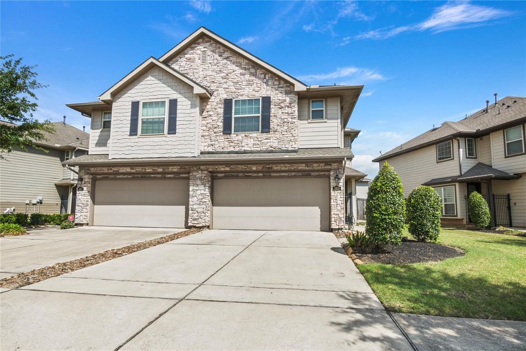 1815 Ryon Falls Drive, Richmond, TX 77469