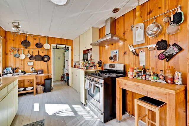 655 S 12th Street, San Jose, CA 95112