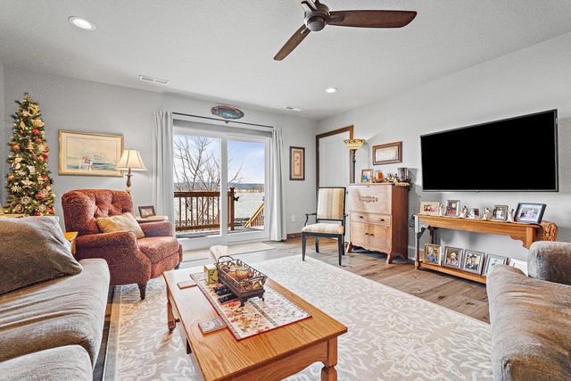 3808 Sunnyside DRIVE W, La Crosse, WI 54601