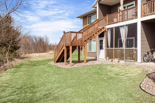 3808 Sunnyside DRIVE W, La Crosse, WI 54601