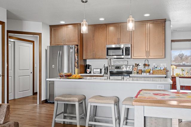 3808 Sunnyside DRIVE W, La Crosse, WI 54601