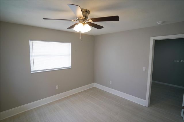 610 74TH AVENUE N, St Petersburg, FL 33702