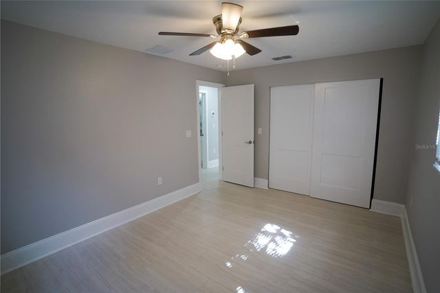 610 74TH AVENUE N, St Petersburg, FL 33702