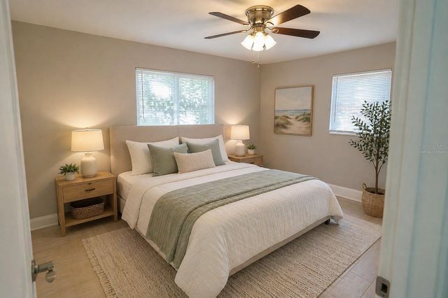 610 74TH AVENUE N, St Petersburg, FL 33702