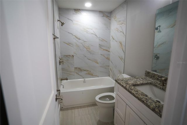 610 74TH AVENUE N, St Petersburg, FL 33702