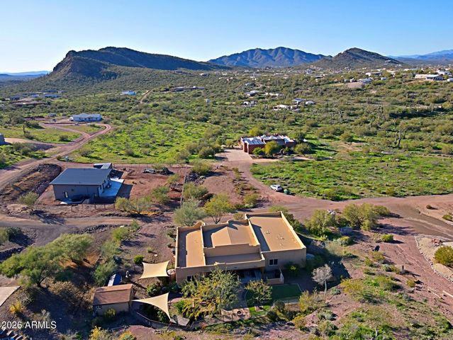 42619 N 19 Street, New River, AZ 85087