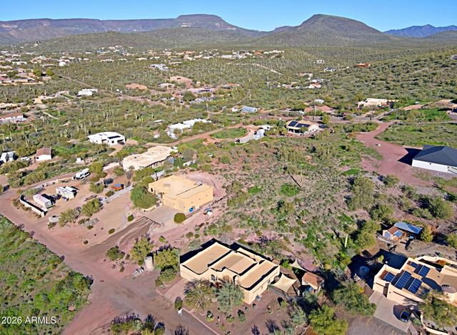 42619 N 19 Street, New River, AZ 85087