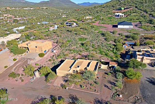 42619 N 19 Street, New River, AZ 85087