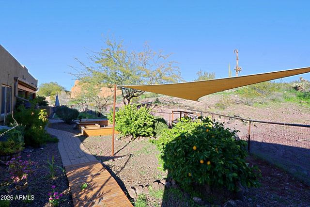 42619 N 19 Street, New River, AZ 85087