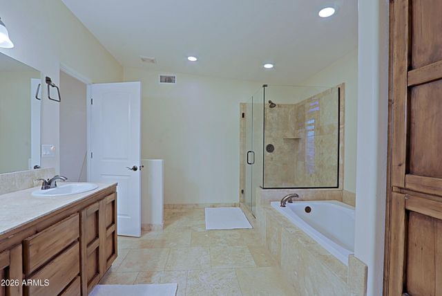 42619 N 19 Street, New River, AZ 85087