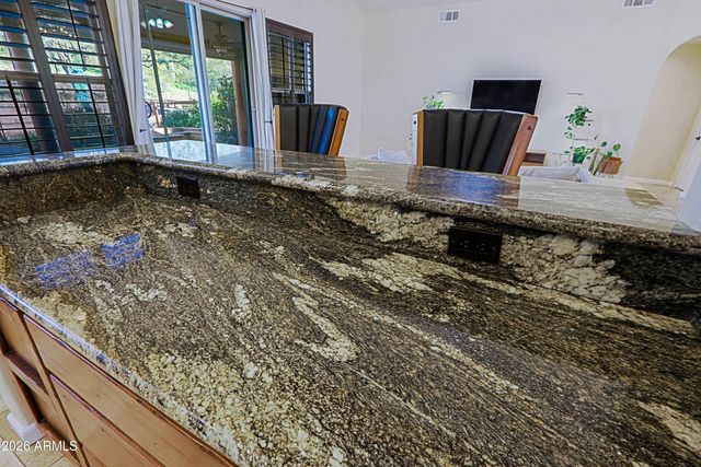 42619 N 19 Street, New River, AZ 85087