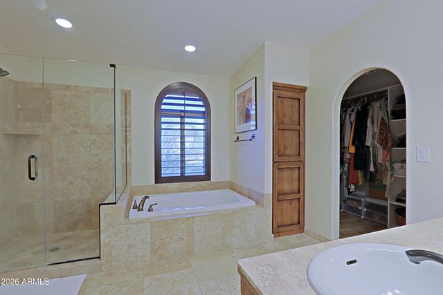 42619 N 19 Street, New River, AZ 85087