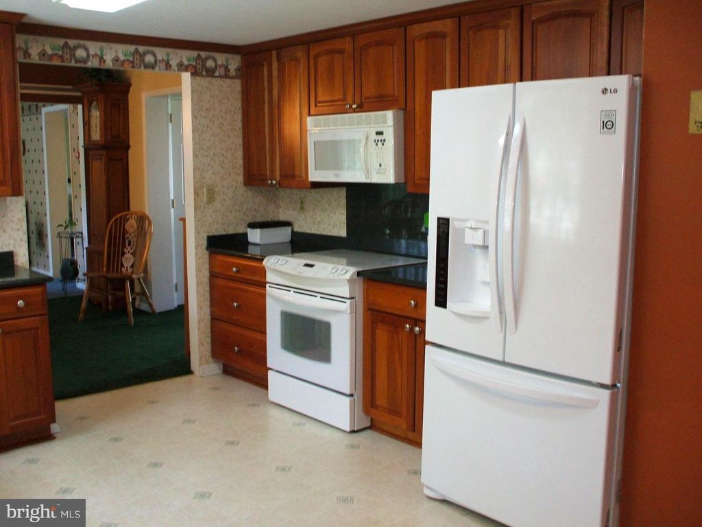 24 GOLDENROD CT E, HARLEYSVILLE, PA 19438 — photo 4