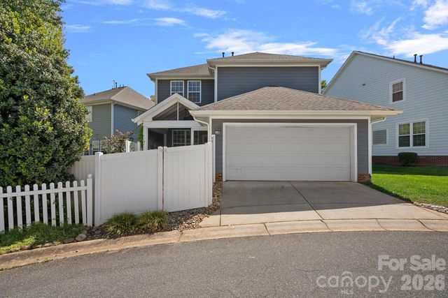 17747 North Shore Circle, Cornelius, NC 28031