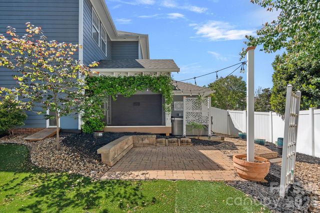 17747 North Shore Circle, Cornelius, NC 28031