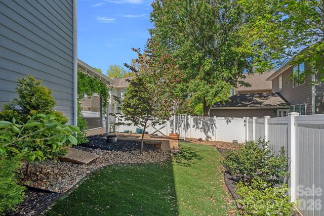 17747 North Shore Circle, Cornelius, NC 28031