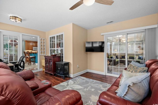 4022 Manor Wood Dr., Myrtle Beach, SC 29588