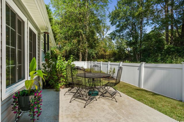 4022 Manor Wood Dr., Myrtle Beach, SC 29588