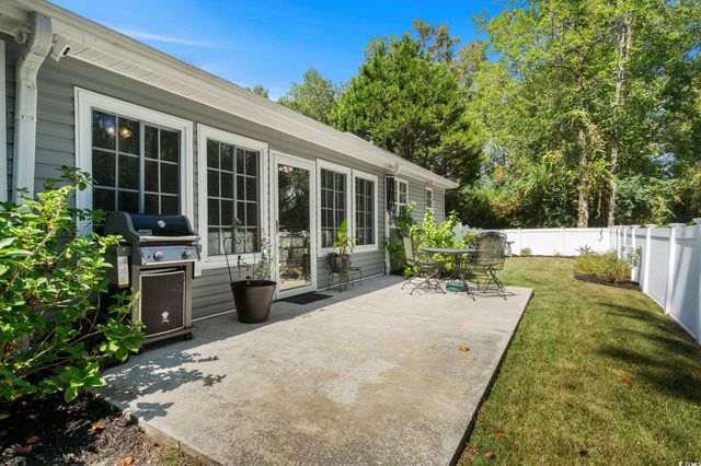 4022 Manor Wood Dr., Myrtle Beach, SC 29588