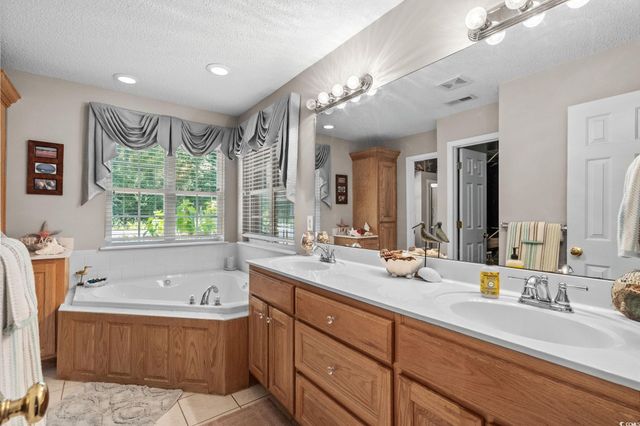 4022 Manor Wood Dr., Myrtle Beach, SC 29588