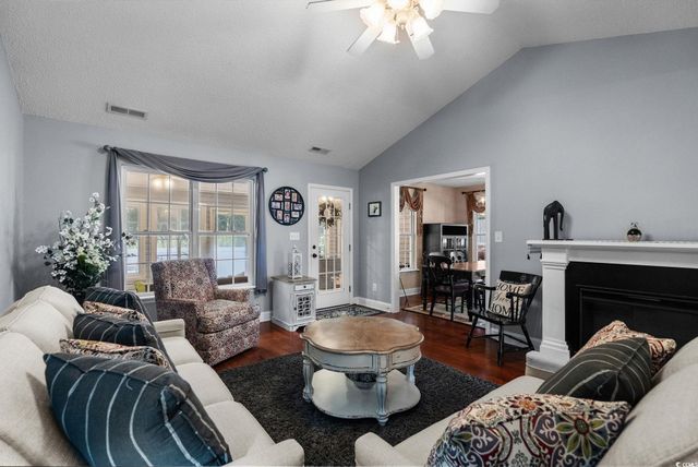 4022 Manor Wood Dr., Myrtle Beach, SC 29588