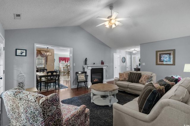 4022 Manor Wood Dr., Myrtle Beach, SC 29588