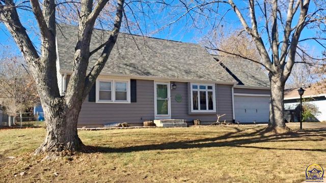 3337 SW Arrowhead RD, Topeka, KS 66614