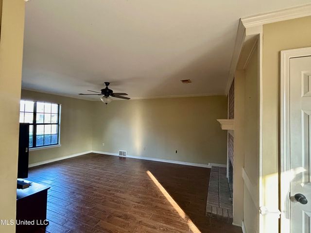 841 Snow Pine Drive, Southaven, MS 38671