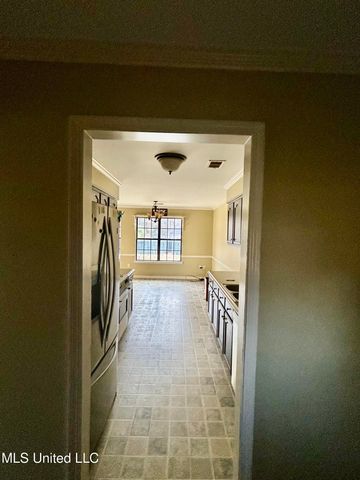 841 Snow Pine Drive, Southaven, MS 38671