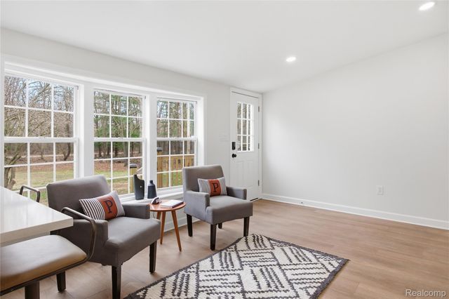 5350 List Road, Waterloo Township, MI 49240