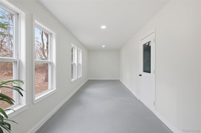 5350 List Road, Waterloo Township, MI 49240