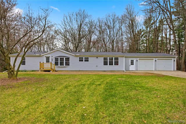 5350 List Road, Waterloo Township, MI 49240