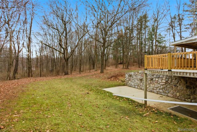 5350 List Road, Waterloo Township, MI 49240