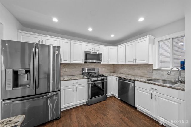 1405 Madaline Drive, Avenel, NJ 07001