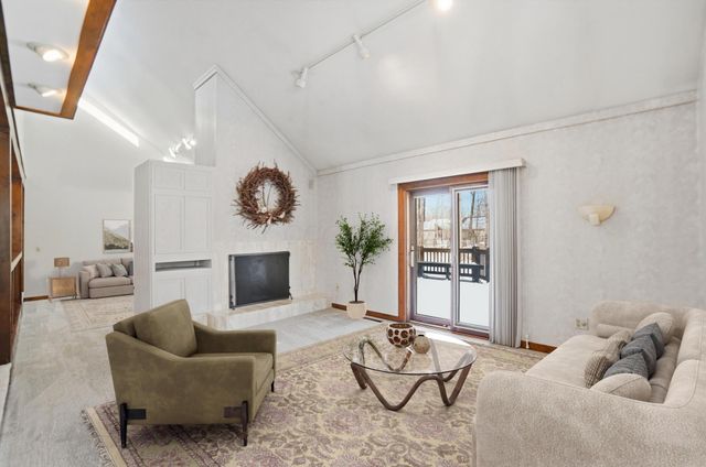 4860 Bayhill Drive, Powell, OH 43065