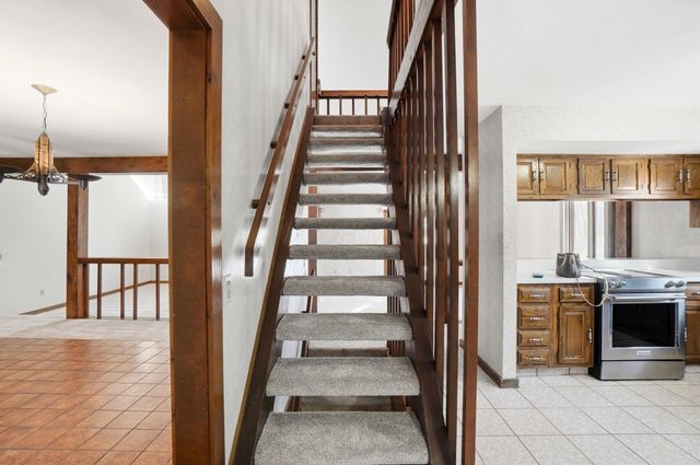 4860 Bayhill Drive, Powell, OH 43065