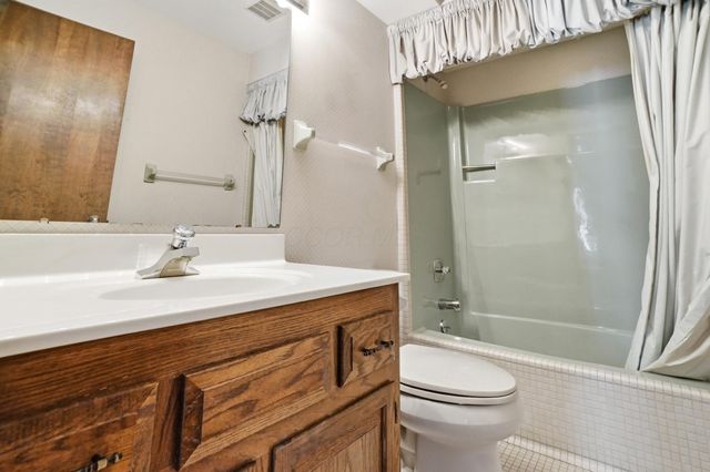 4860 Bayhill Drive, Powell, OH 43065