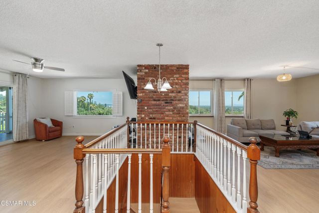 22109 Gresham Street, Canoga Park, CA 91304