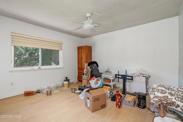 22109 Gresham Street, Canoga Park, CA 91304