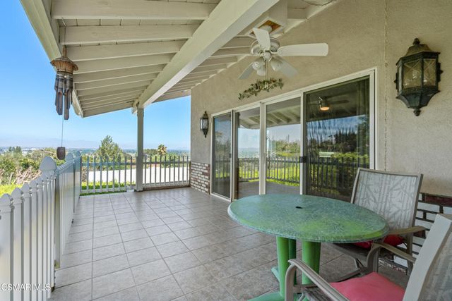 22109 Gresham Street, Canoga Park, CA 91304