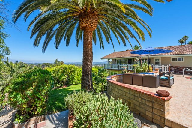 22109 Gresham Street, Canoga Park, CA 91304